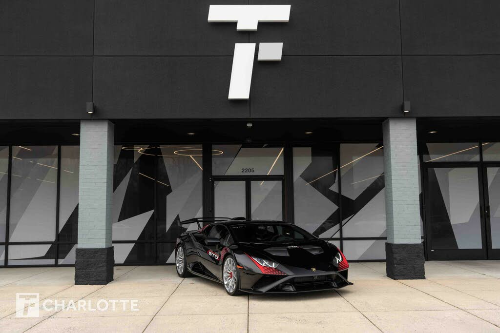 2022 Lamborghini Huracan LP 640-4 EVO Coupe AWD North Charlotte, NC