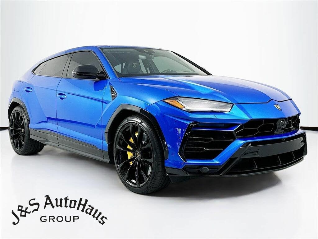 2022 Lamborghini Urus AWD Wayland, MA