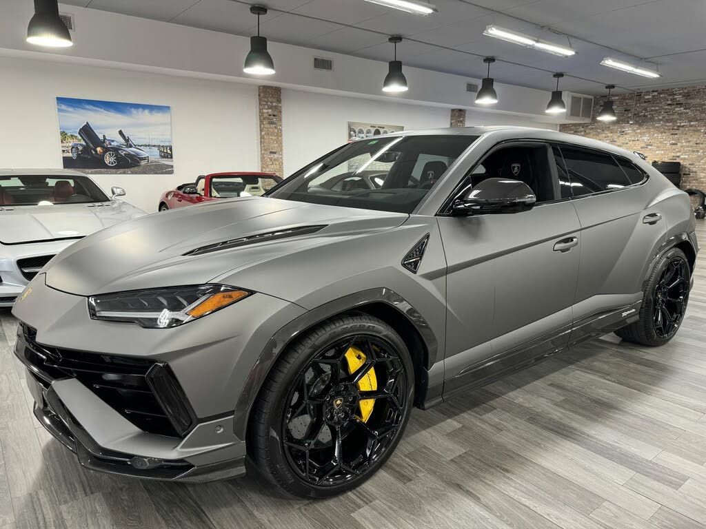 2023 Lamborghini Urus Performante AWD Miami, FL